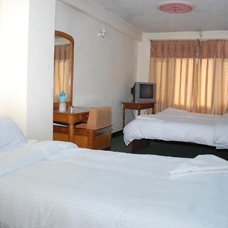 Holy Land Hotel Nepal กาฐมาณฑุ ห้อง รูปภาพ