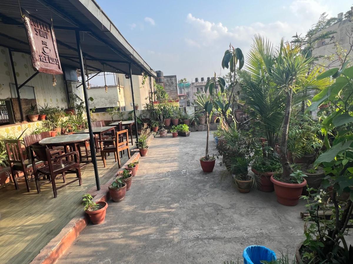 Holy Land Hotel Nepal กาฐมาณฑุ ภายนอก รูปภาพ