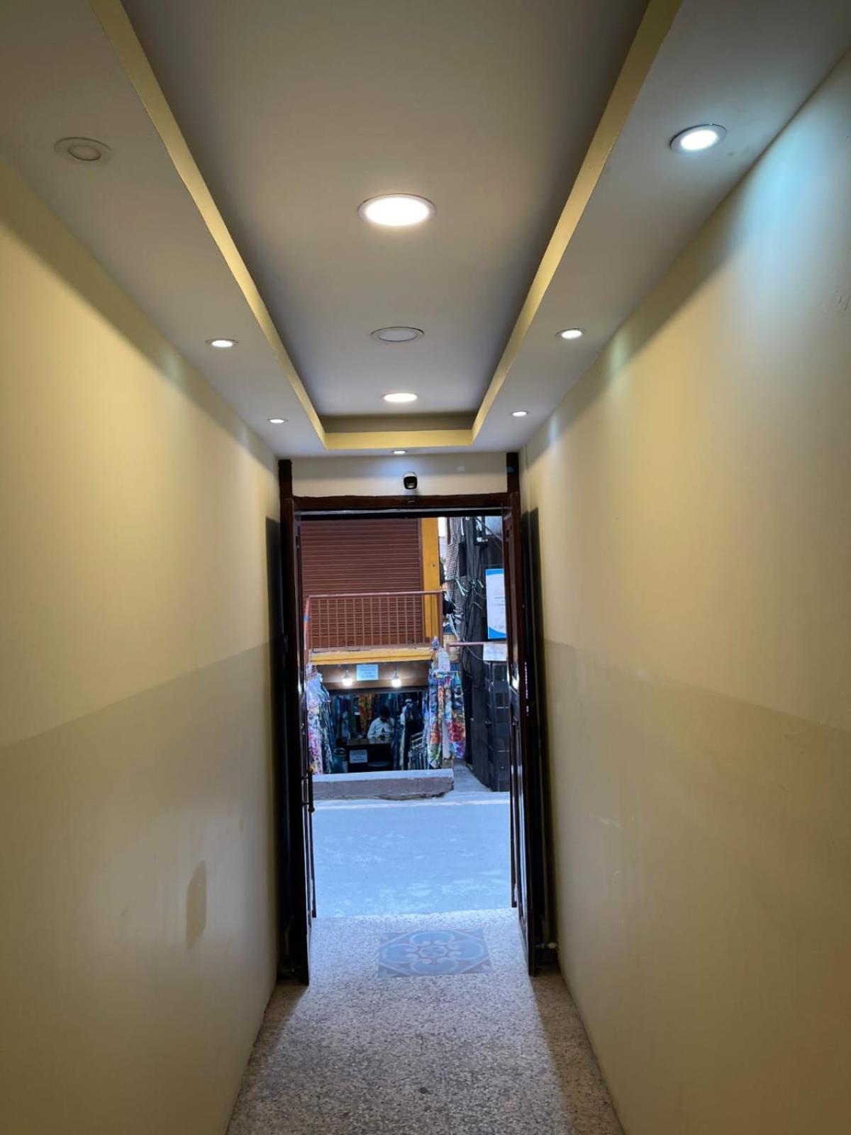 Holy Land Hotel Nepal กาฐมาณฑุ ภายนอก รูปภาพ