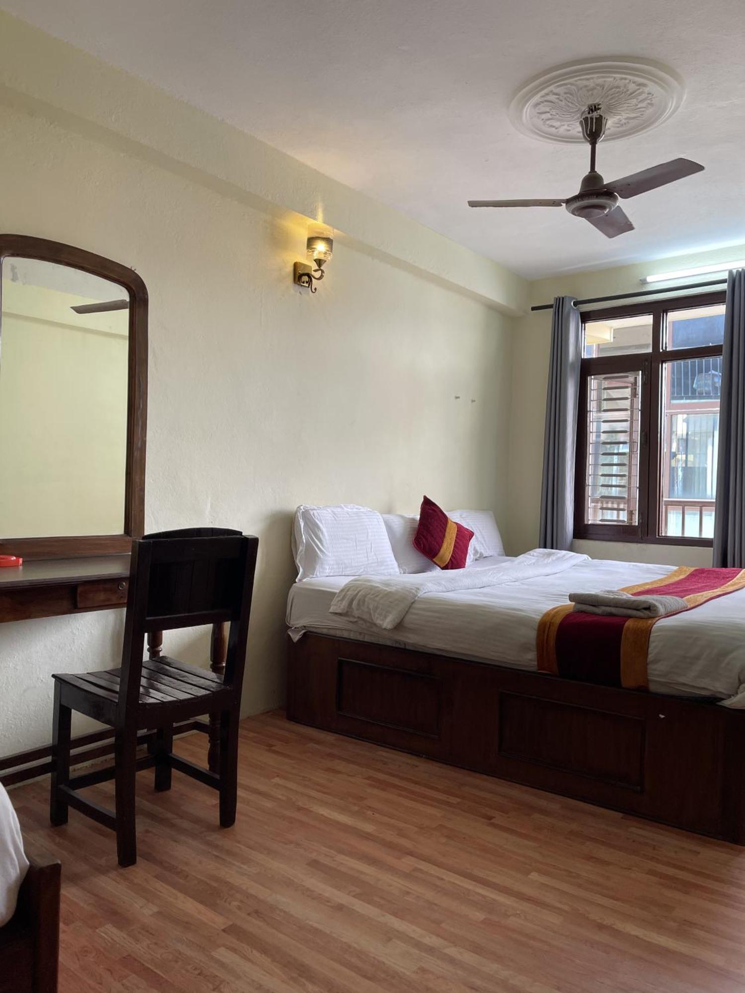 Holy Land Hotel Nepal กาฐมาณฑุ ภายนอก รูปภาพ