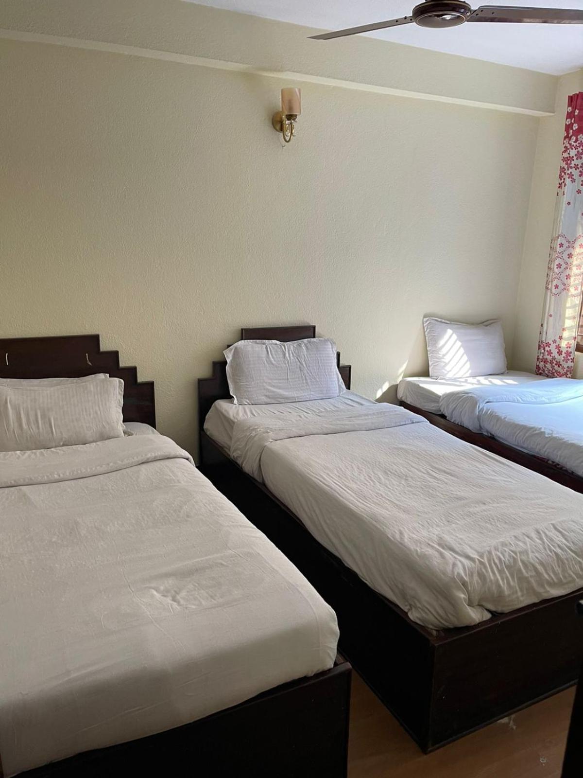 Holy Land Hotel Nepal กาฐมาณฑุ ภายนอก รูปภาพ