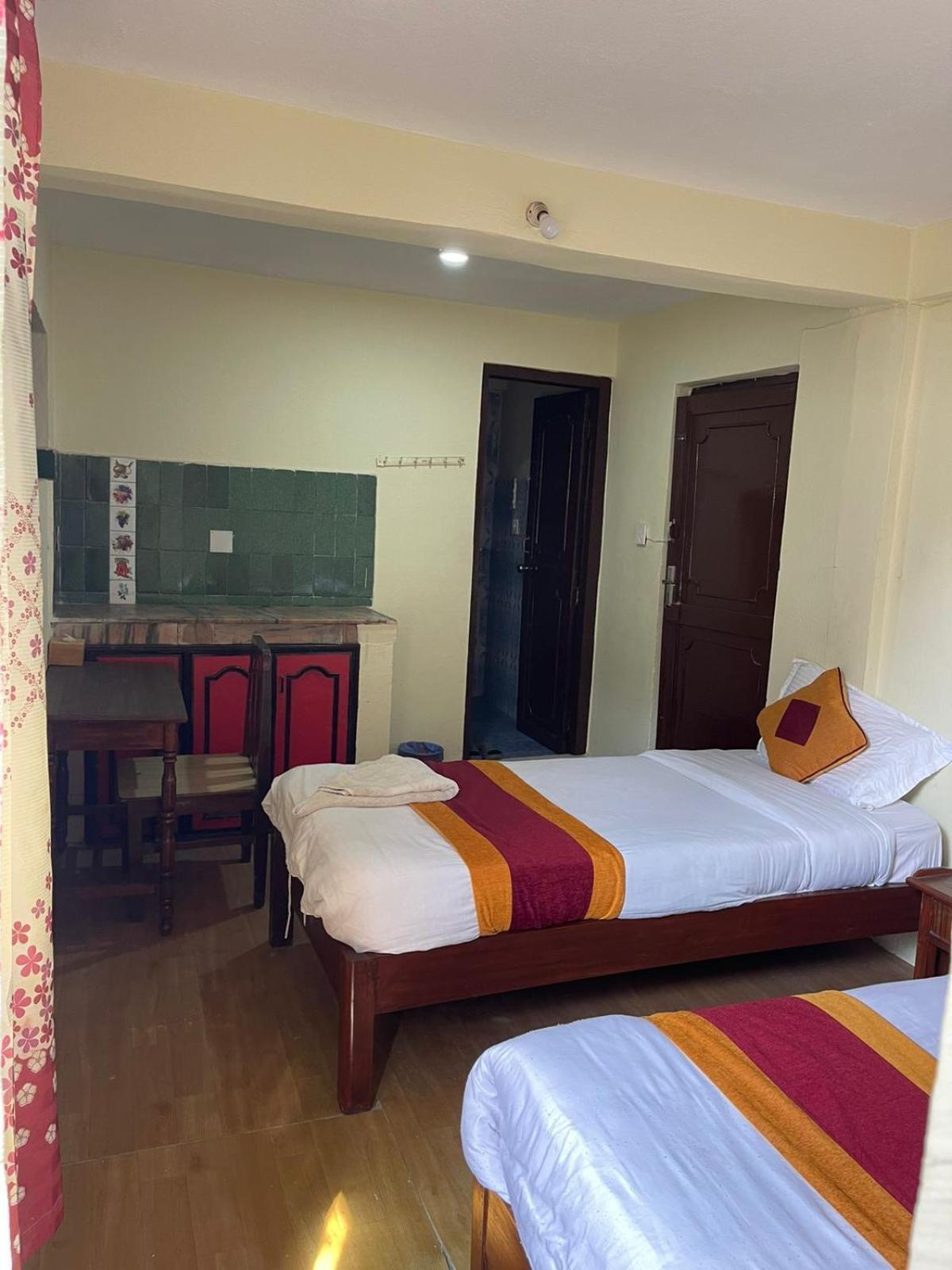 Holy Land Hotel Nepal กาฐมาณฑุ ภายนอก รูปภาพ