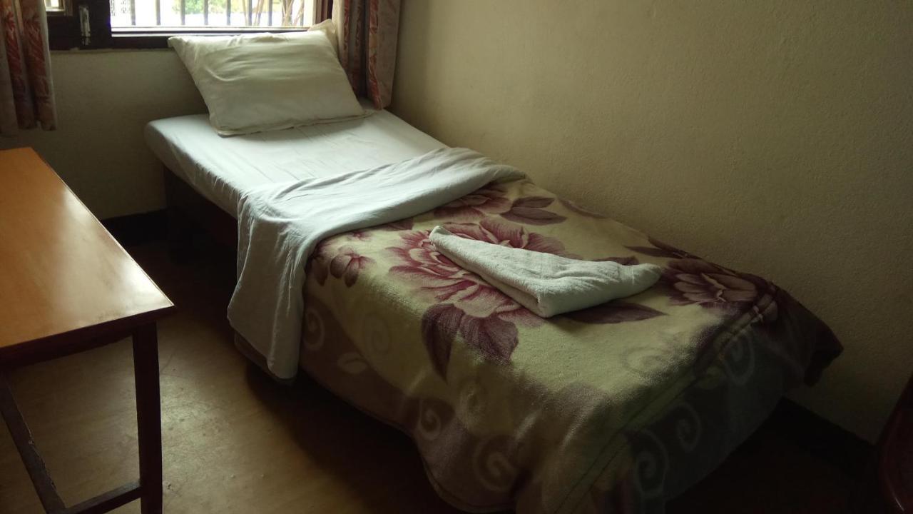 Holy Land Hotel Nepal กาฐมาณฑุ ภายนอก รูปภาพ