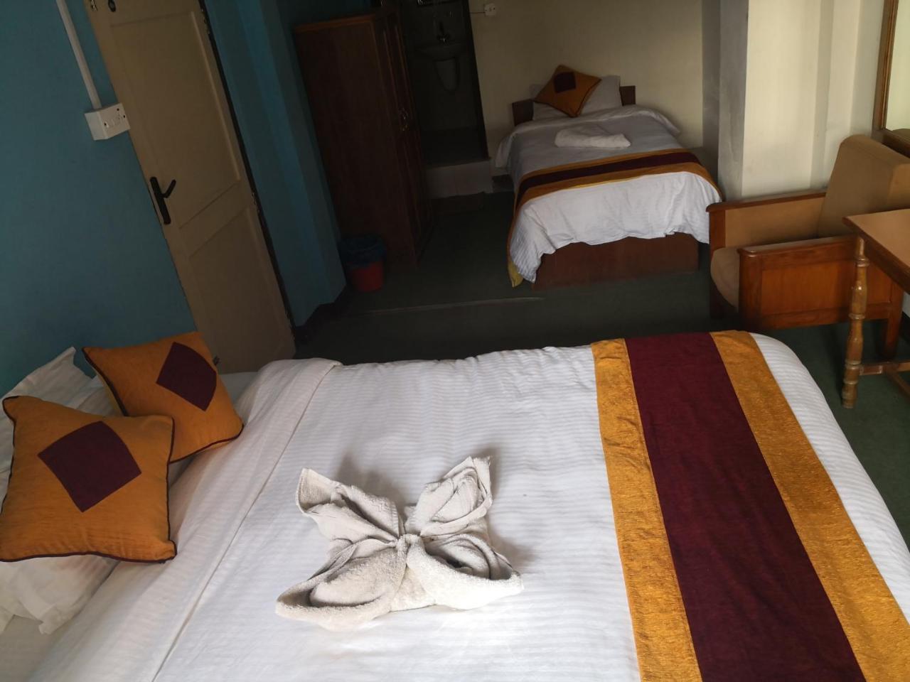 Holy Land Hotel Nepal กาฐมาณฑุ ภายนอก รูปภาพ
